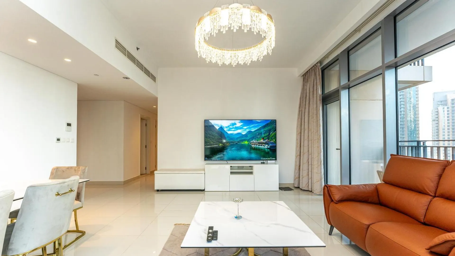 Modern Luxury 2Br Burj Khalifa Partial & Blvd View Apartment Dubai