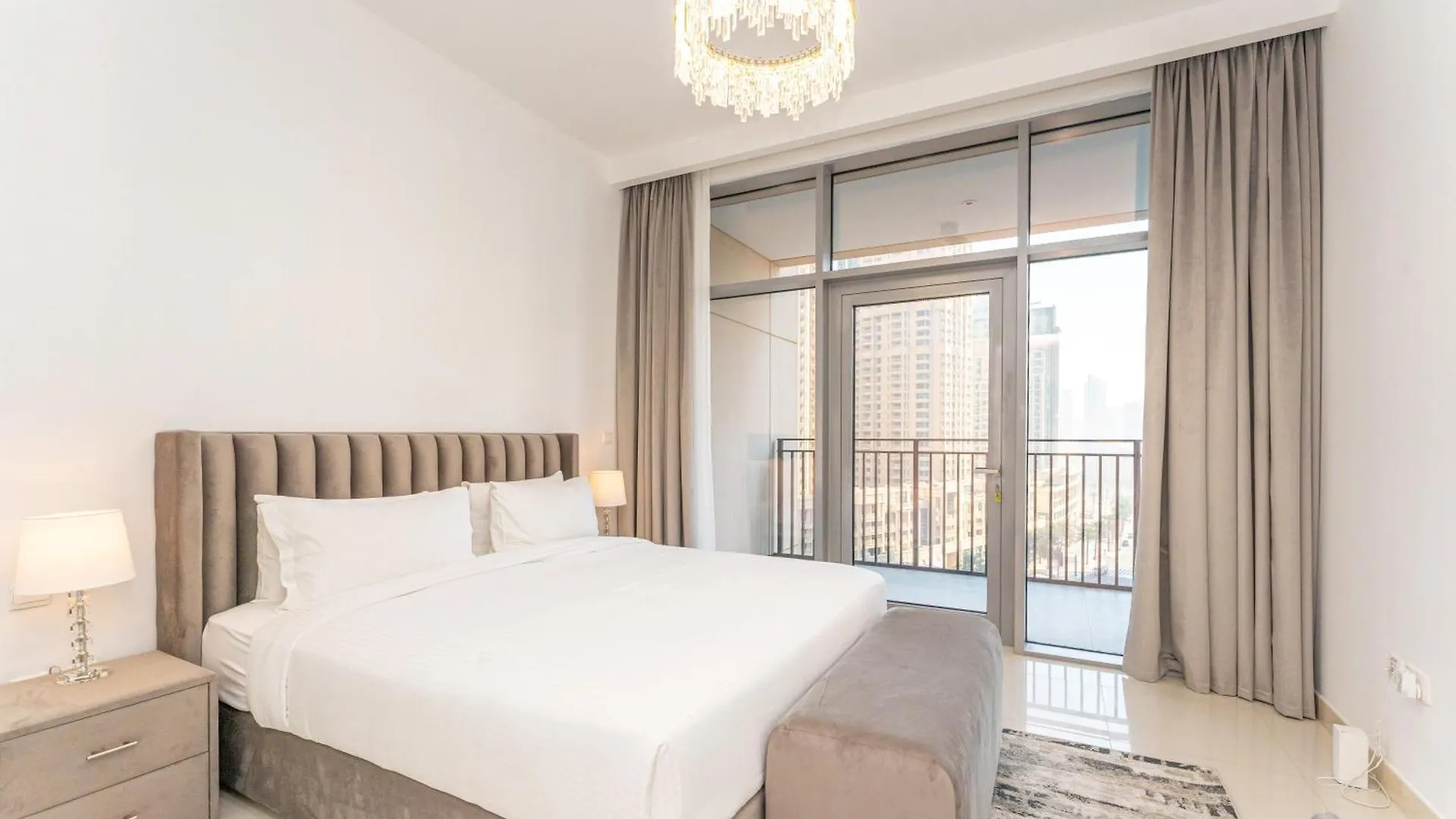 Modern Luxury 2Br Burj Khalifa Partial & Blvd View Apartment Dubai