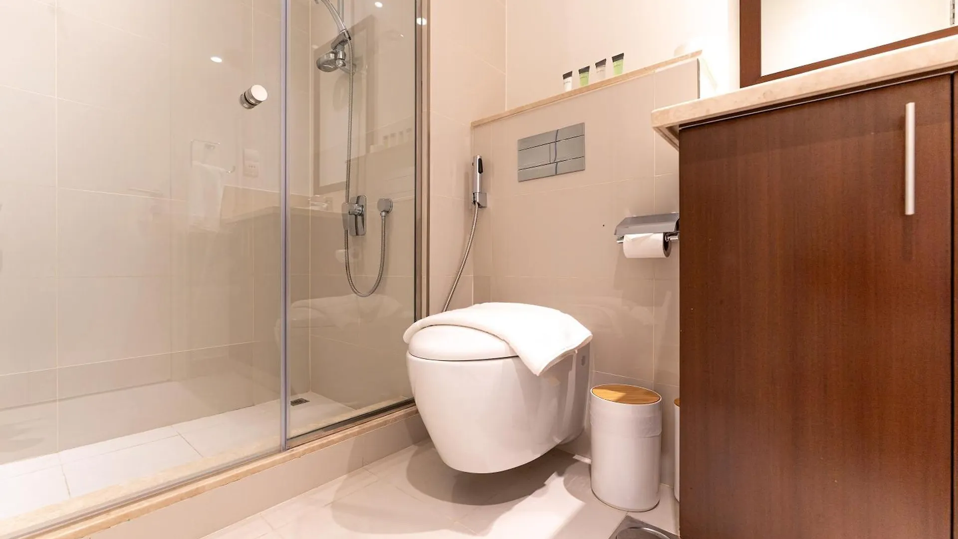 Modern Luxury 2Br Burj Khalifa Partial & Blvd View Apartment Dubai