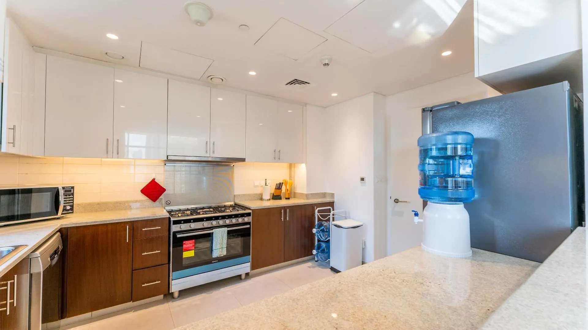Modern Luxury 2Br Burj Khalifa Partial & Blvd View Apartment Dubai