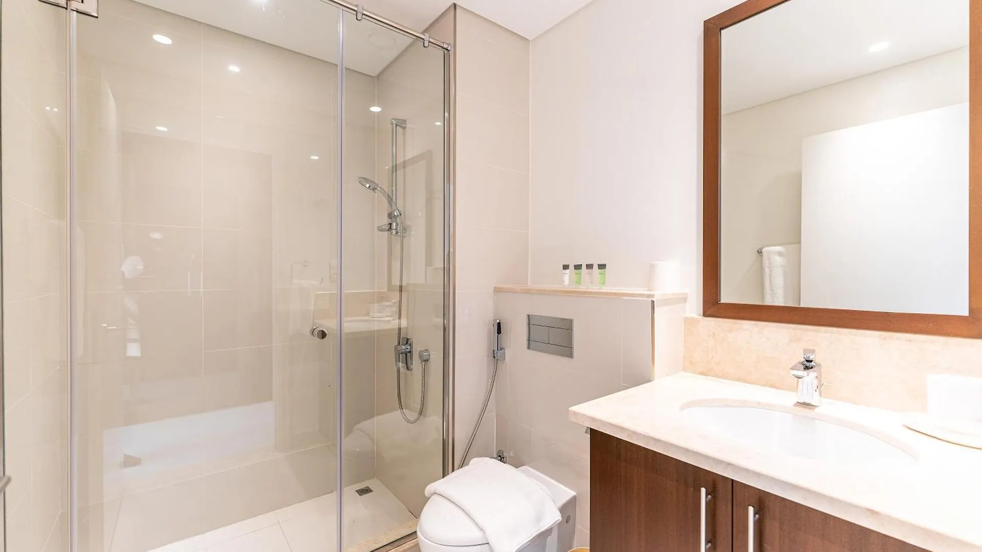 Modern Luxury 2Br Burj Khalifa Partial & Blvd View Apartment Dubai