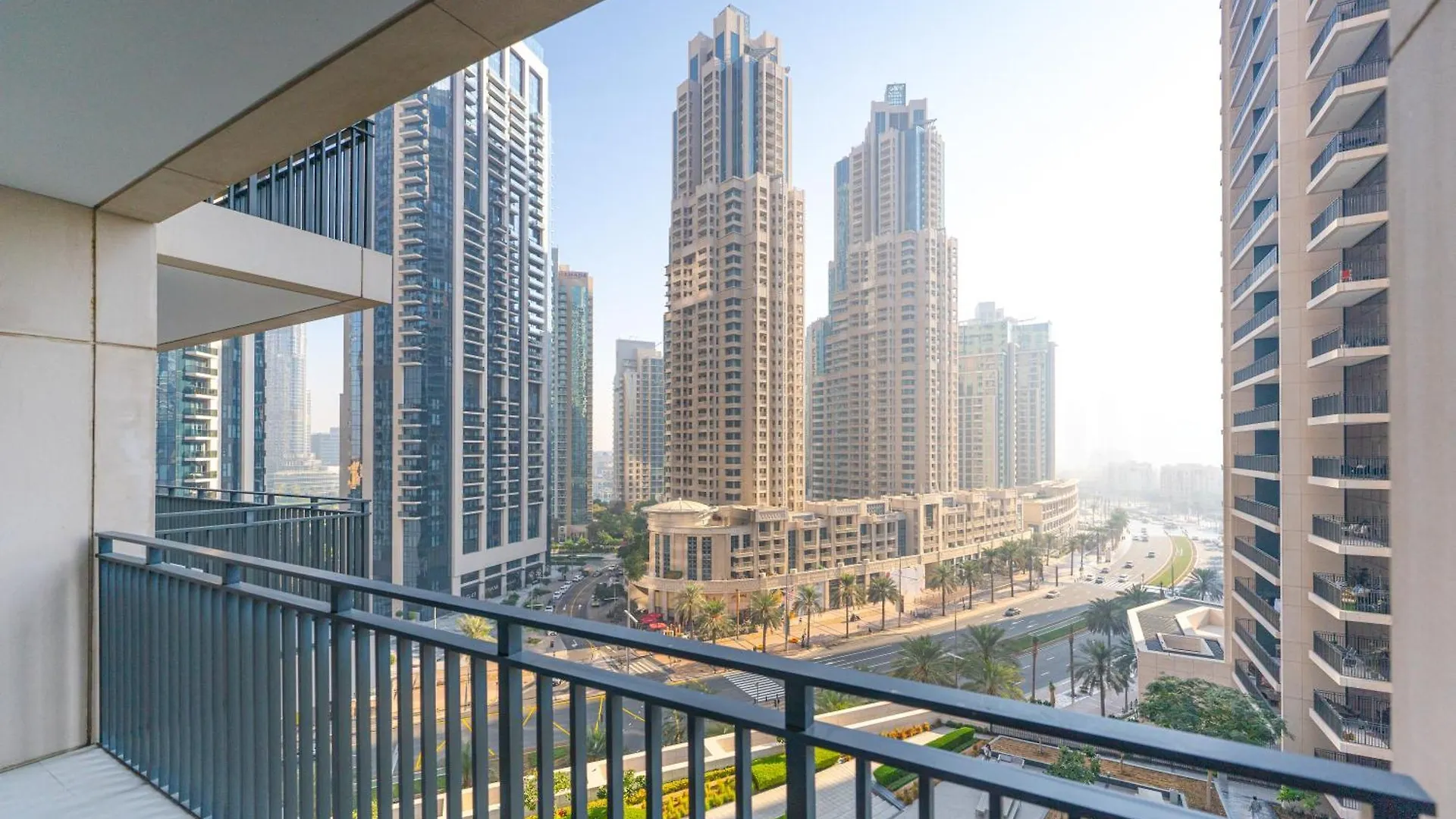 Modern Luxury 2Br Burj Khalifa Partial & Blvd View Apartment Dubai