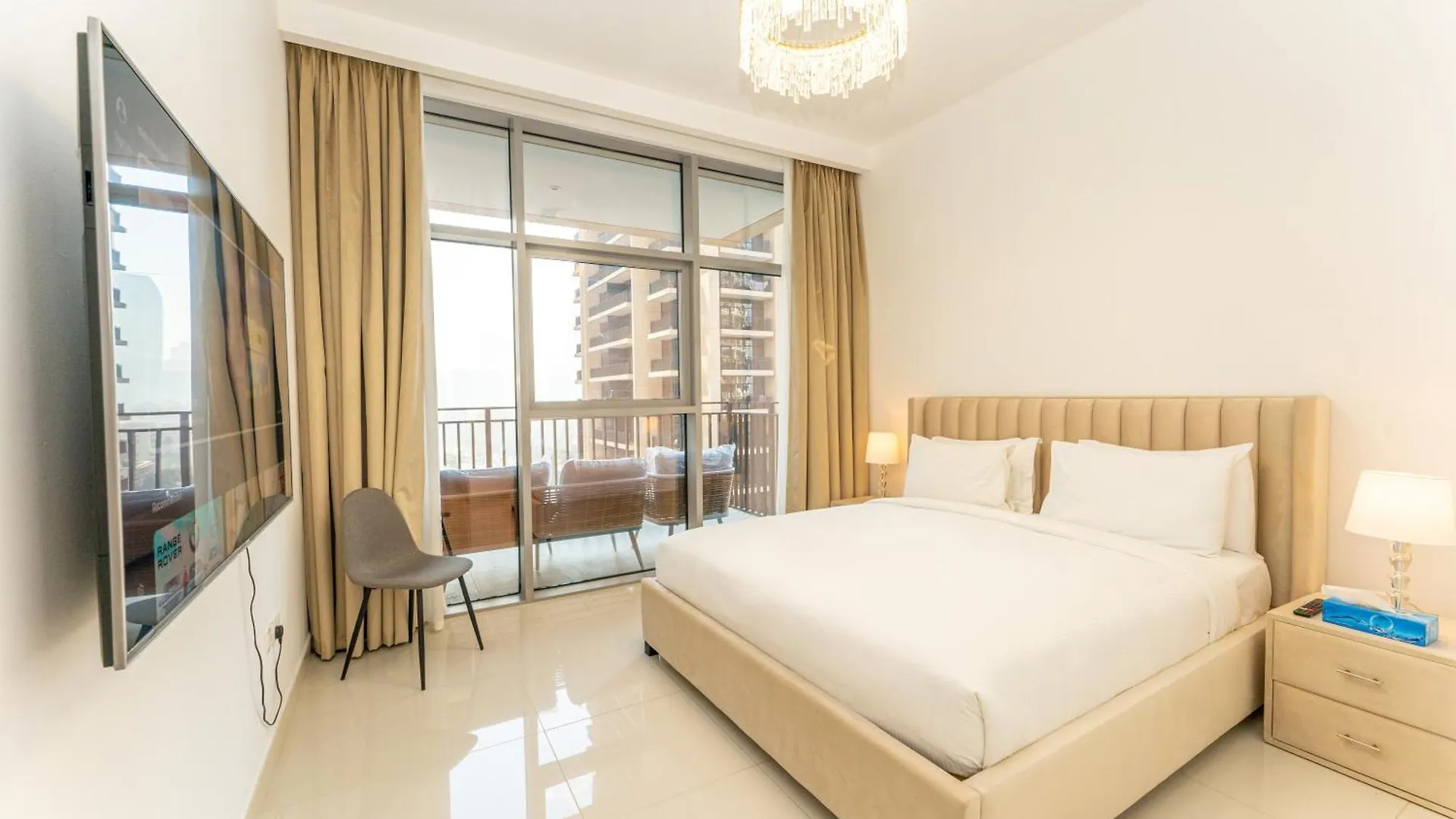 Апартаменты Modern Luxury 2Br Burj Khalifa Partial & Blvd View Дубай