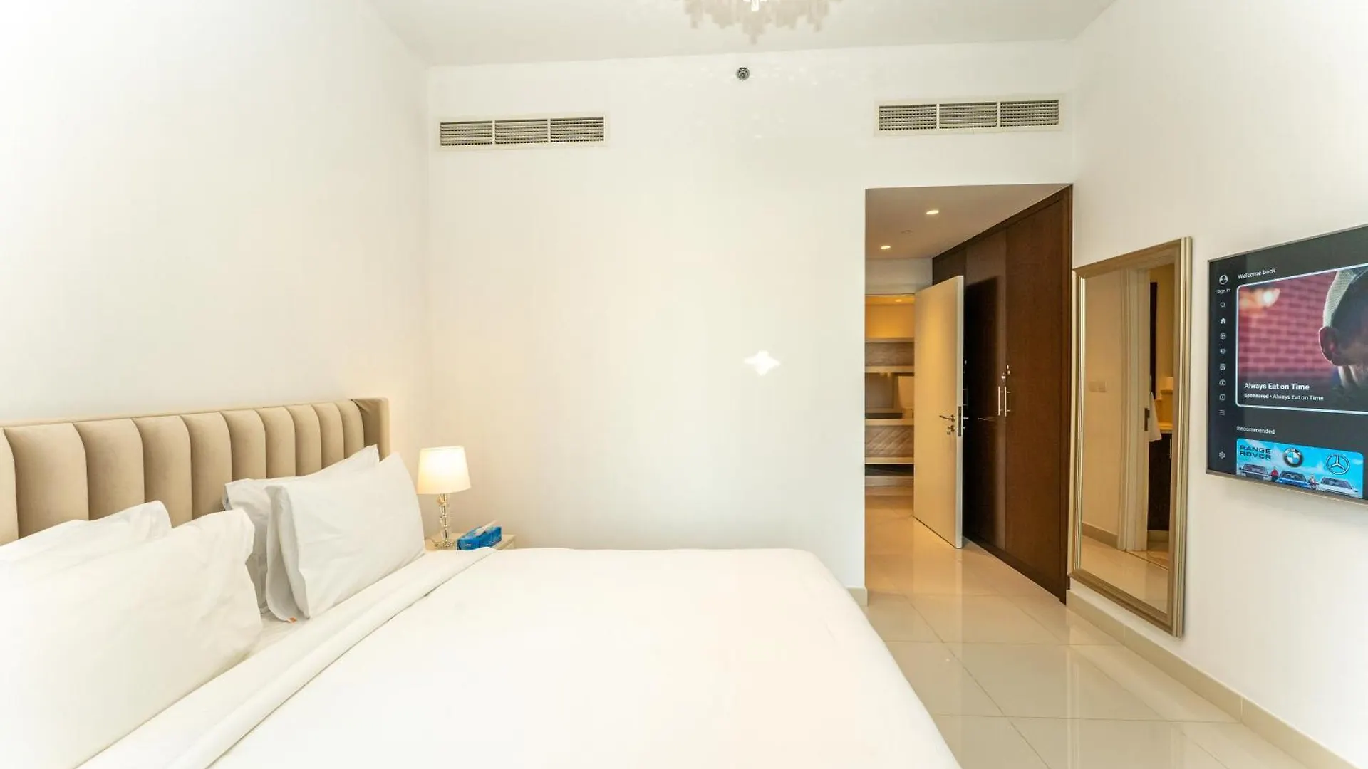 Modern Luxury 2Br Burj Khalifa Partial & Blvd View Apartment Dubai